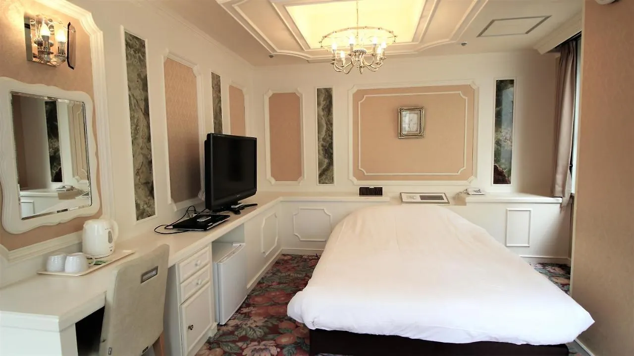 **  Royal Hotel Shinokubo Tokyo Japan
