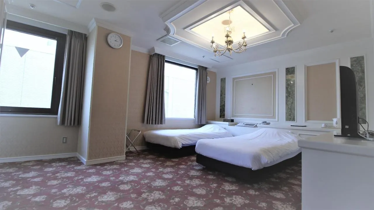 Royal Hotel Shinokubo Tokyo 2*,